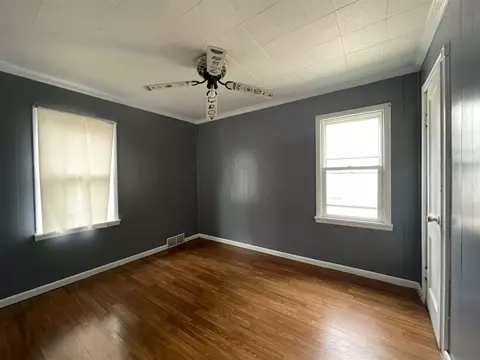 1171 E Mitchell Ave, Waterloo, IA 50702 photo 4