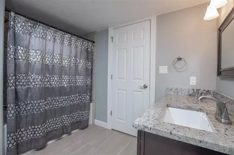 1935 Red Tail Dr, Waterloo, IA 50701 photo 20