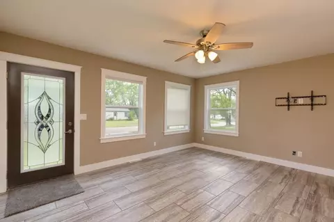 1915 Plainview St, Waterloo, IA 50707 photo 11