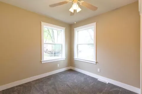 1915 Plainview St, Waterloo, IA 50707 photo 14