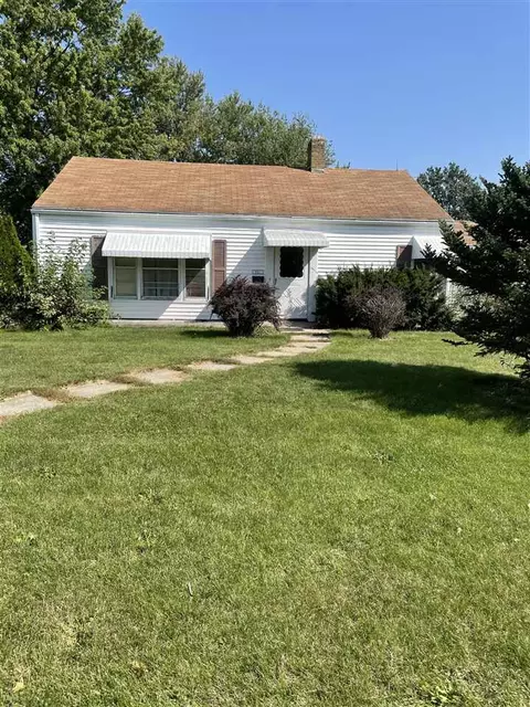 901 Walnut St, Traer, IA 50675 photo 1