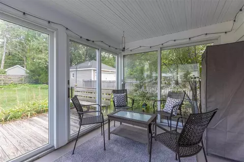 156 Pershing Rd, Waterloo, IA 50701 photo 24