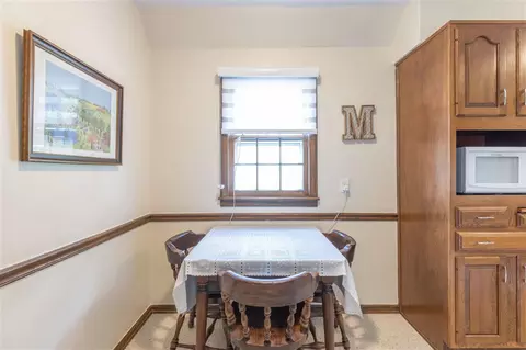 156 Pershing Rd, Waterloo, IA 50701 photo 11