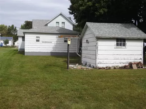 533 E 2nd St, Sumner, IA 50674 photo 25