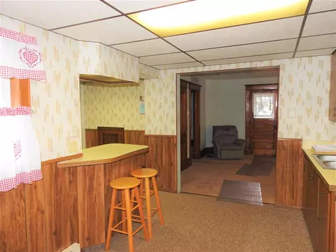 533 E 2nd St, Sumner, IA 50674 photo 8