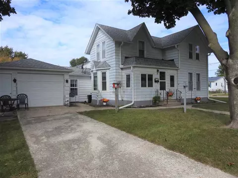 533 E 2nd St, Sumner, IA 50674 photo 1