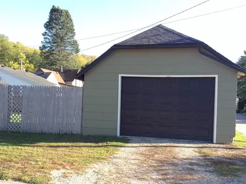 901 River St, Decorah, IA 52101 photo 19