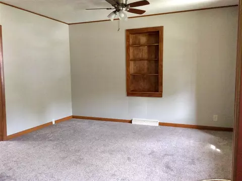 901 River St, Decorah, IA 52101 photo 4