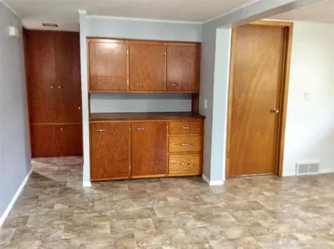 901 River St, Decorah, IA 52101 photo 12