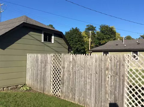 901 River St, Decorah, IA 52101 photo 16
