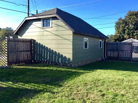 901 River St, Decorah, IA 52101 photo 22