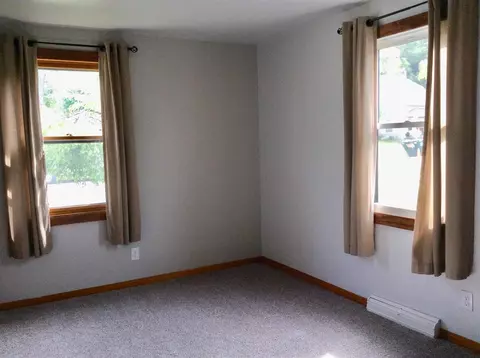 901 River St, Decorah, IA 52101 photo 7
