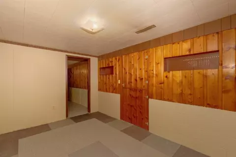 1200 Maynard Ave, Waterloo, IA 50701 photo 22