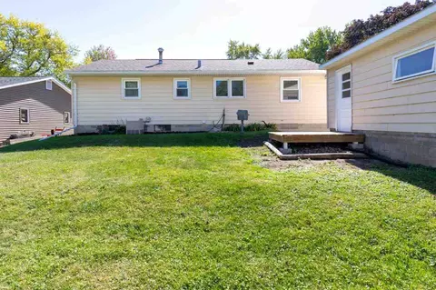 1200 Maynard Ave, Waterloo, IA 50701 photo 4
