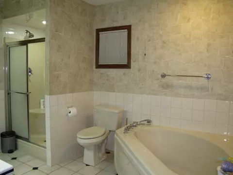 404 Ivanhoe Rd, Waterloo, IA 50701 photo 10