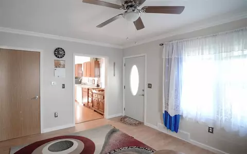 1176 E Mitchell Ave, Waterloo, IA 50702 photo 6