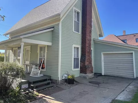 124 E 9th St, Cedar Falls, IA 50613 photo 21