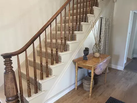 124 E 9th St, Cedar Falls, IA 50613 photo 2