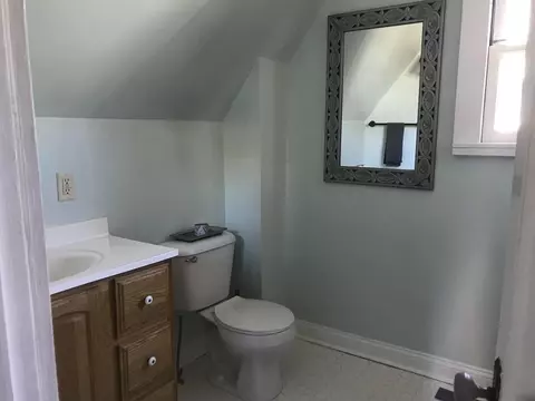124 E 9th St, Cedar Falls, IA 50613 photo 12
