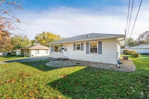 241 Zelmar Dr, Waterloo, IA 50701 photo 3