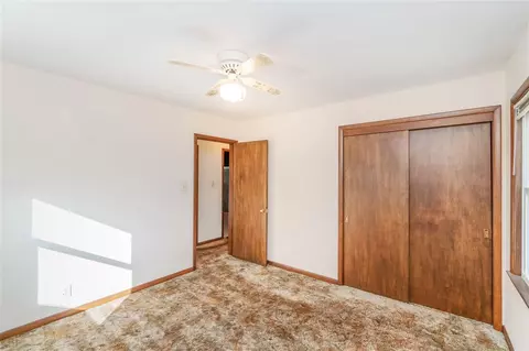241 Zelmar Dr, Waterloo, IA 50701 photo 20