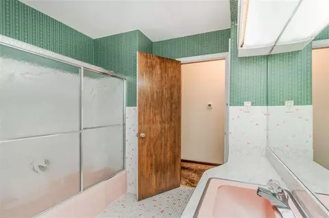 241 Zelmar Dr, Waterloo, IA 50701 photo 18