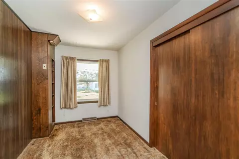 241 Zelmar Dr, Waterloo, IA 50701 photo 21