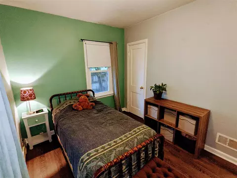 919 E Mitchell Ave, Waterloo, IA 50702 photo 5