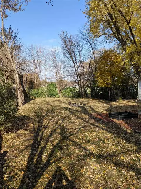 919 E Mitchell Ave, Waterloo, IA 50702 photo 18