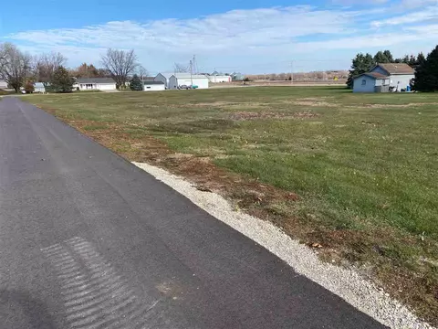 186 187 188 Elm St, Morrison, IA 50657