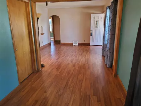 715 Upton Ave, Waterloo, IA 50701 photo 8
