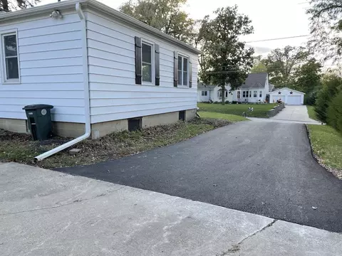 459 S Hackett Rd, Waterloo, IA 50701 photo 11