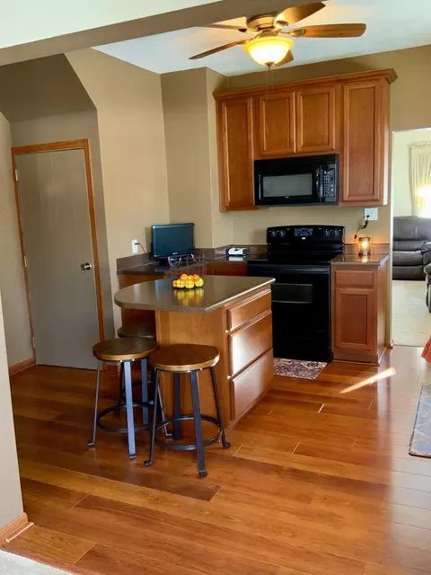 701 5th St, Gladbrook, IA 50635 photo 9