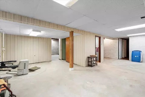 708 Dundee Ave, Waterloo, IA 50701 photo 24