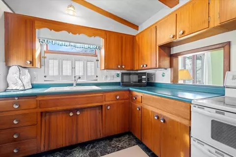 708 Dundee Ave, Waterloo, IA 50701 photo 13