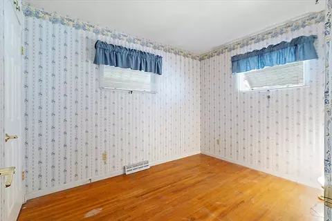 708 Dundee Ave, Waterloo, IA 50701 photo 8