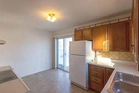 845 Maxwell St, Waterloo, IA 50701 photo 11