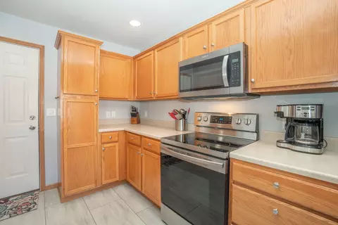 5102 Millenium Dr, Cedar Falls, IA 50613 photo 9