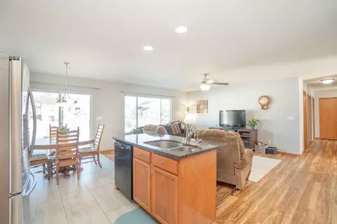 5102 Millenium Dr, Cedar Falls, IA 50613 photo 10