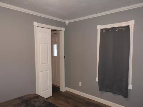 130 N 3rd St, Maynard, IA 50655 photo 9