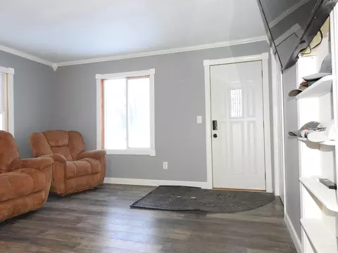 130 N 3rd St, Maynard, IA 50655 photo 11