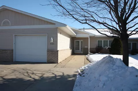 4405 Reflection Ln, Waterloo, IA 50701 photo 1