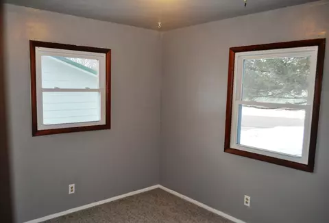 1901 Upton Ave, Waterloo, IA 50701 photo 4