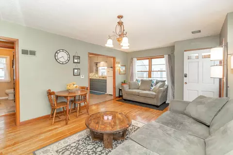808 W 3rd St, Sumner, IA 50674 photo 9