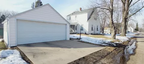 1148 Byron, Waterloo, IA 50702 photo 3