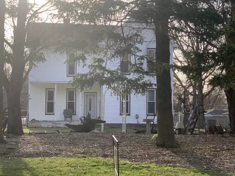 514 E Washington St, Shell Rock, IA 50670 photo 1