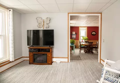 514 E Washington St, Shell Rock, IA 50670 photo 17