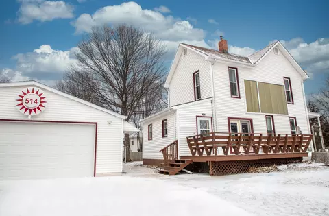514 E Washington St, Shell Rock, IA 50670 photo 3