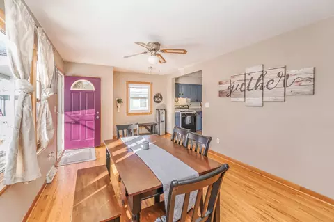 147 S Hackett Rd, Waterloo, IA 50701 photo 4