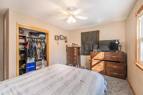 147 S Hackett Rd, Waterloo, IA 50701 photo 15